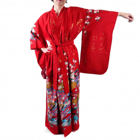 Kimono rouge traditionnel japonais pour femme poèmes brillants et princesses