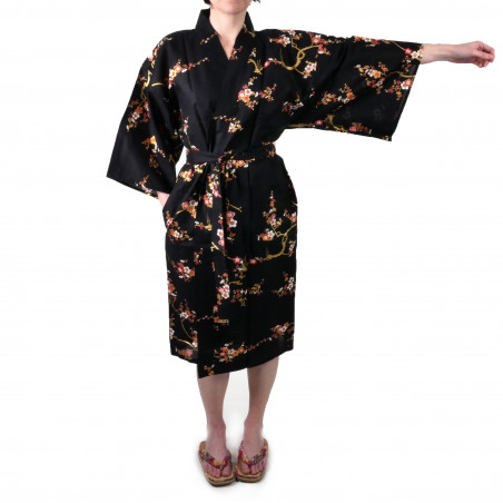 Happi japanischer Kimono aus schwarzer Baumwolle, KINUME, goldene Pflaumenblüten