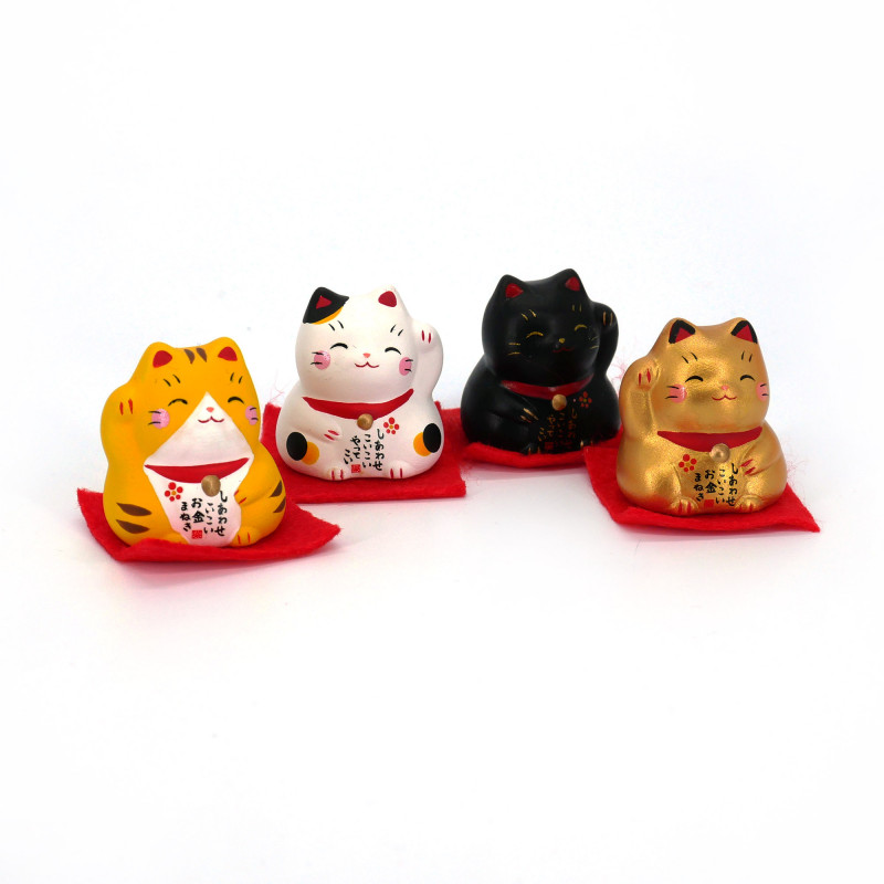 Set di 4 gatti fortunati Manekineko giapponesi, YONEKO, 3 cm