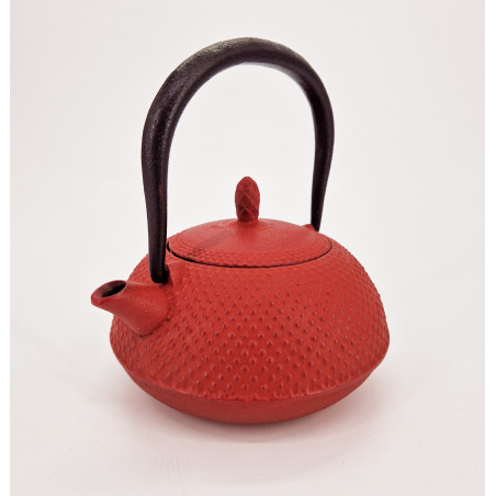 Red enameled Japanese cast iron teapot, ROJI ARARE, 0.3lt