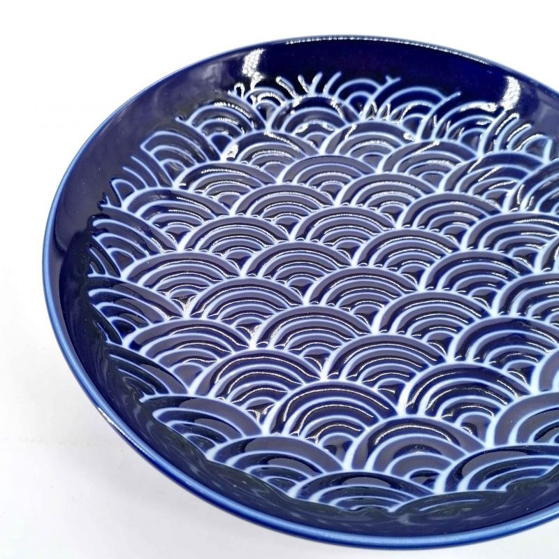 Assiette japonaise en céramique motifs vagues - SEIGAIHA