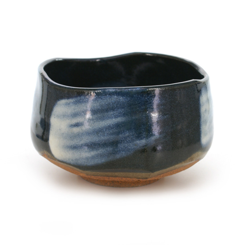 Japanese traditional colour blue matcha bowl in terracotta KON UWAGUSURI SHIROHAKE