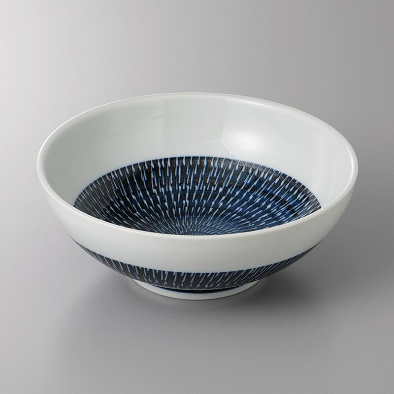 Japanische Keramik-Ramenschale, weiß und blau, Spiralmuster - RASEN