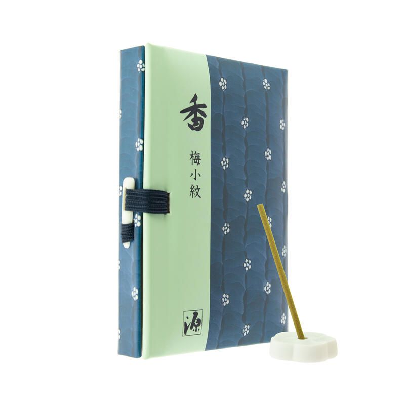 Small Book 45 incense sticks, UME KOMON, Exceptional quality sandalwood