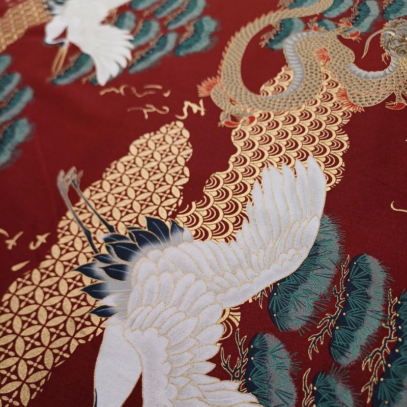 Tissu rouge/or japonais en coton, motif pin et dragon, RYU MATSU,fabriqué au Japon largeur 112 cm x 1m