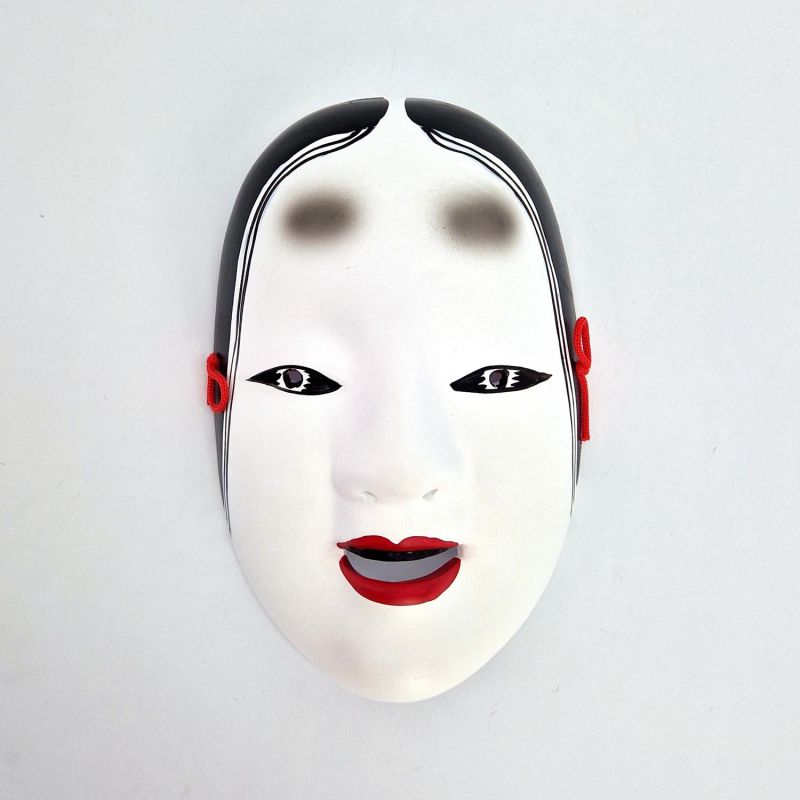 Masque nô, ZOHONNA, la femme raffinée 