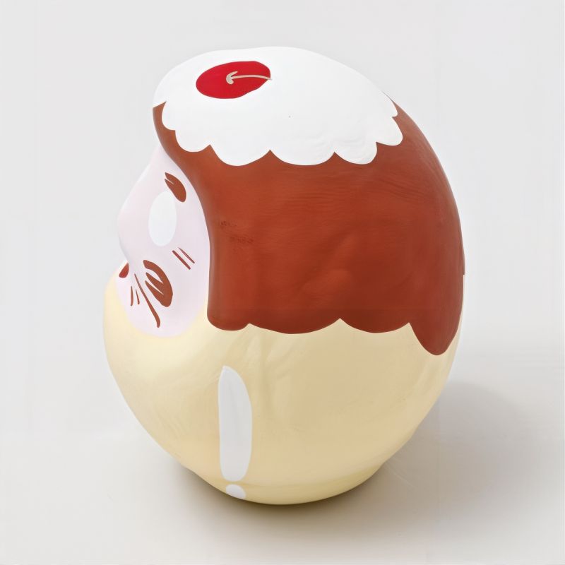 Poupée japonaise, DARUMA, Gâteau chocolat cerise chantilly, CAFE